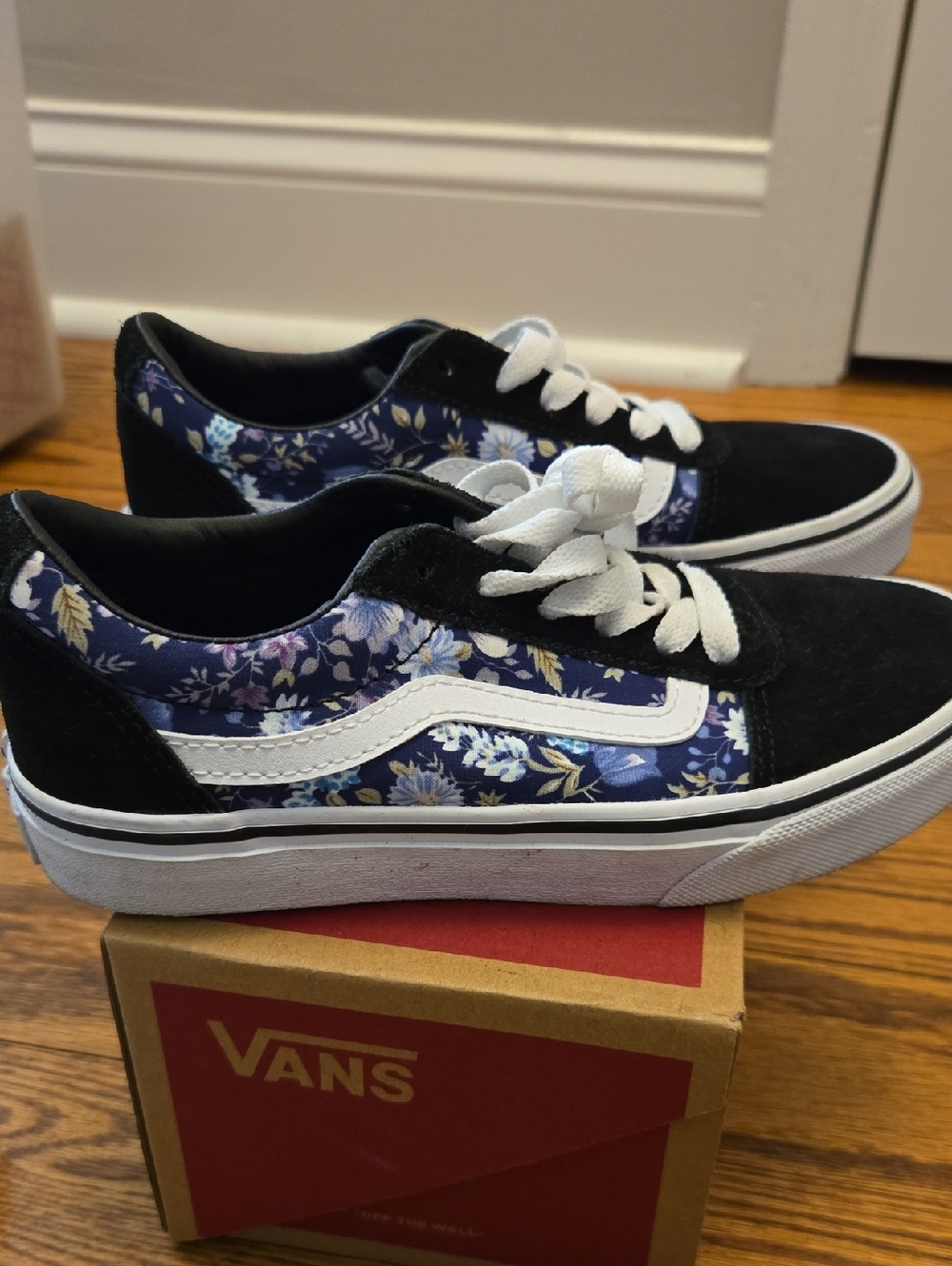 Vans Kids Floral Old Skool Sneakers - Black & Navy Floral